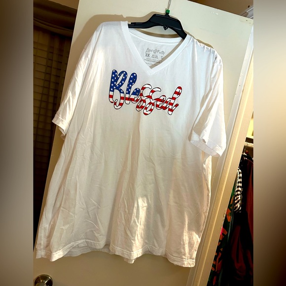 NWOT Graphic Tee - It’s the "BLESSED" for me ❤️🤍💙 - Picture 1 of 3